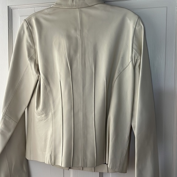 Vintage Leather Ivory Snap Jacket - Picture 2 of 3